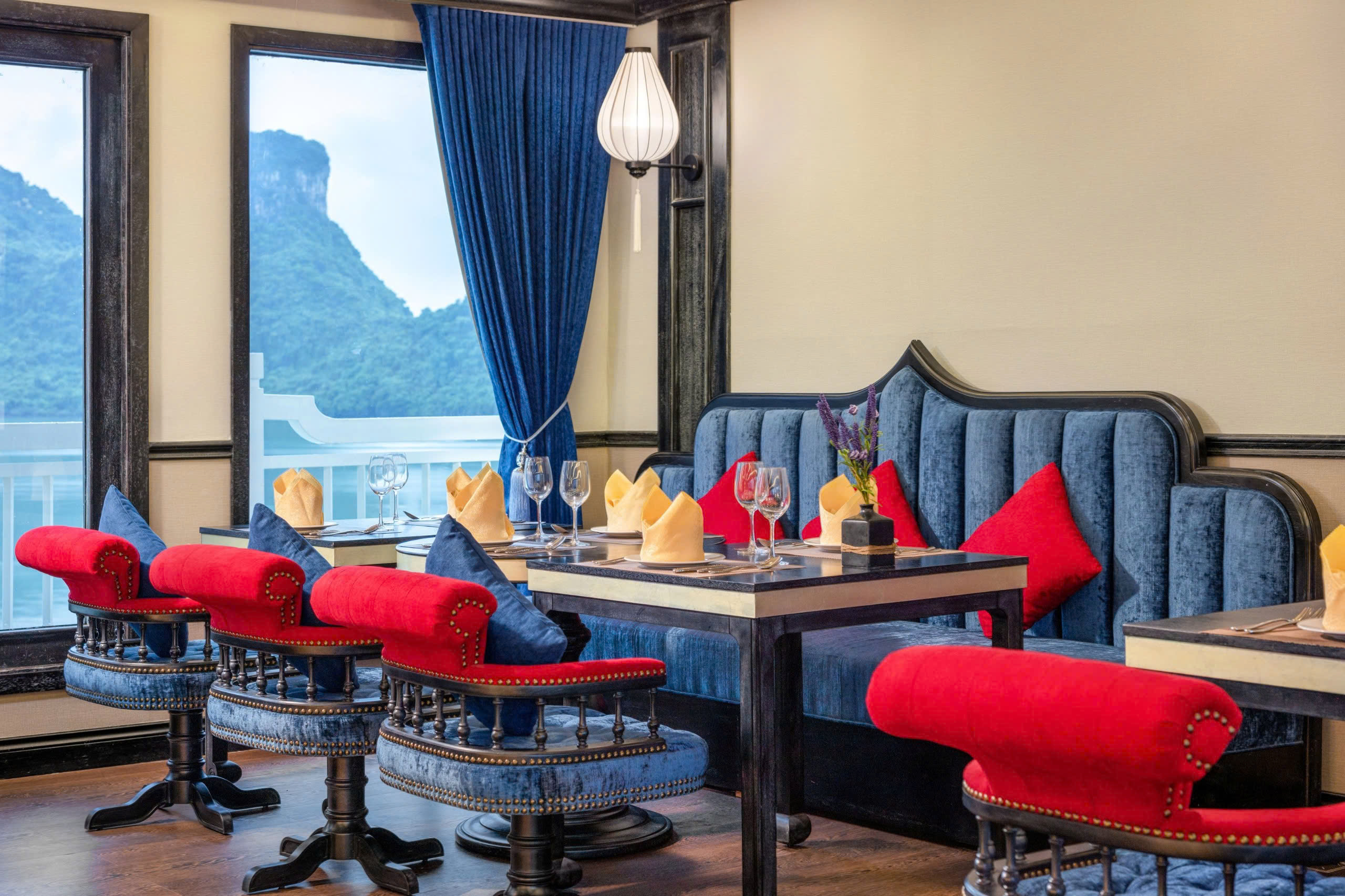 Luxury 2days 1 night Aurora Cruise - Ha Long Bay