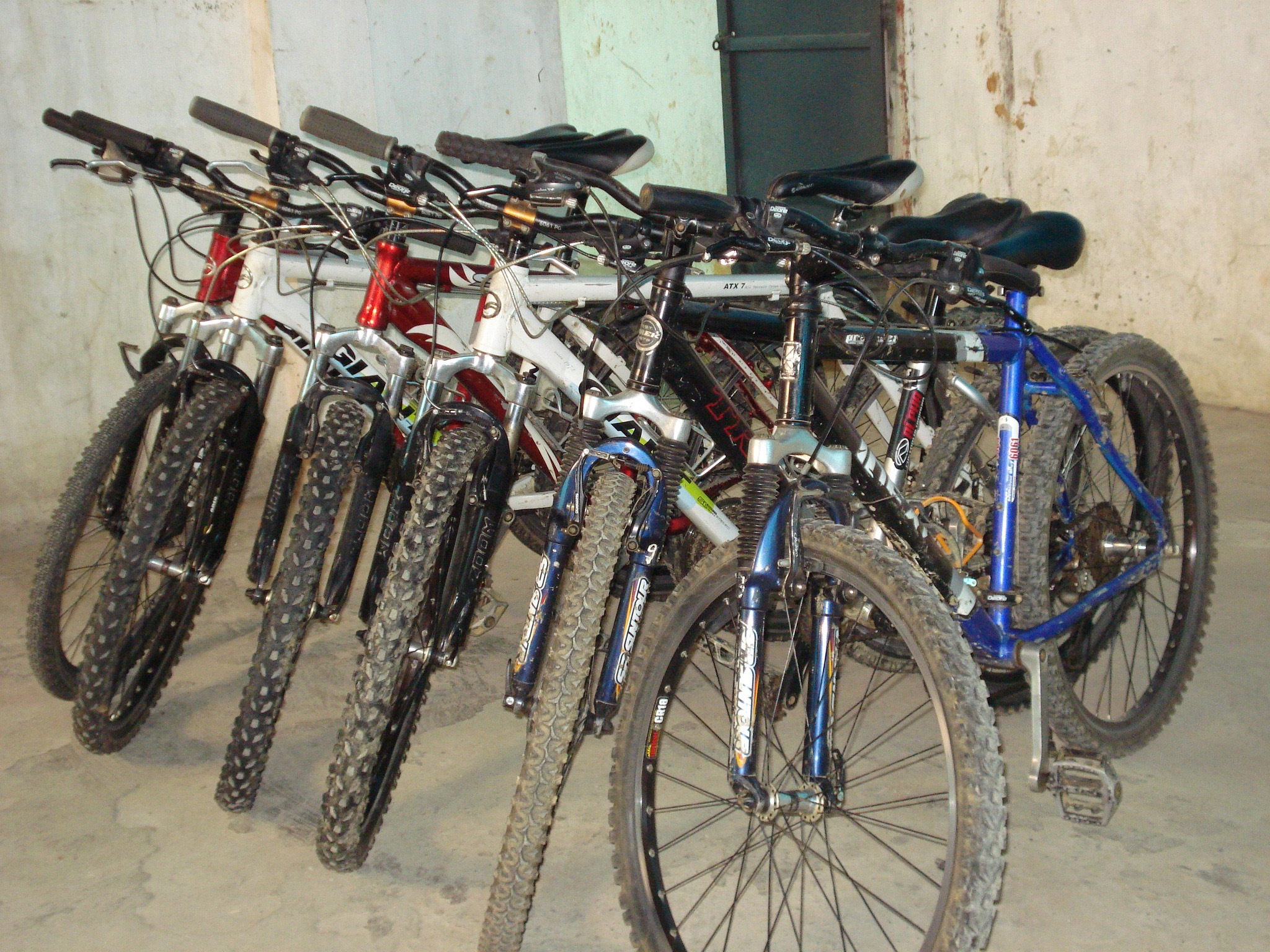 1 Biking Day – Sapa Cycling Adventure: Sapa – Lao Chai – Ta Van – Ban Ho – Sapa